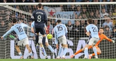 ريال مدريد يخطف فوزا مثيرا من سيلتا فيجو 2 - 1 في الدوري الإسباني