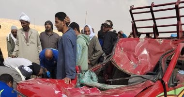 كانوا فى طريقهم لتشييع جنازة.. ننشر صور حادث تصادم سيارتين ببنى سويف