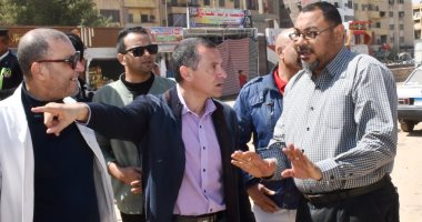 محافظ أسوان يوجه بإنشاء ميدان أمام مزلقان السيل