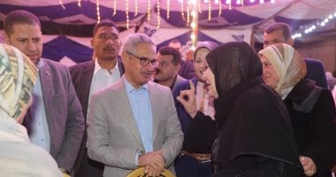 محافظ بني سويف يشارك في حفل الإفطار الجماعي للأطفال الأيتام والمسنين