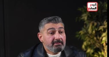 لأول مرة.. ياسر جلال يغني بدون مزيكا أو مونتاج.. فيديو