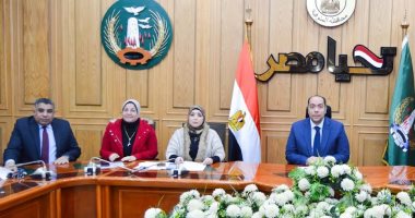 نائب محافظ المنوفية يبحث الموقف النهائى لمشروعات حياة كريمة بـ6 قرى بأشمون