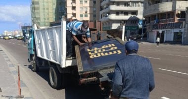 استجابة سريعة لـ"التنسيق الحضارى".. إزالة لوحة "الفن مش رسالة" بالإسكندرية