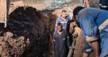 محافظ أسوان يتابع أسباب انقطاع مياه الشرب ويشدد على مراجعة المحابس