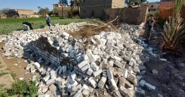 إزالة 13 حالة تعدٍ على الأراضى الزراعية وأملاك الدولة بـ4 قرى بمركز سوهاج