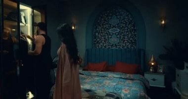 الدولاب الزجاج موضة غرف نوم 2026.. ظهرت فى مسلسل درش