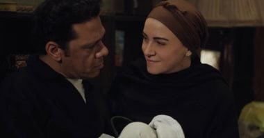 مسلسل حكاية نرجس الحلقة 6.. ريهام عبد الغفور تطلب كتابة المنزل باسم يوسف.. اختفاء الطفل أثناء لهوه خارج المنزل.. حمزة العيلي يرفض إبلاغ الشرطة.. وعودته إلى أحضانهما مجددا وسط انهيار نرجس