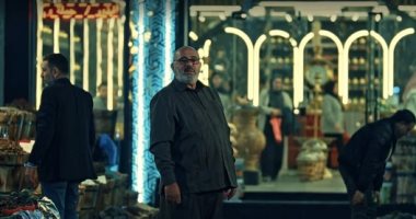 أنواع شموع يمكن تقديمها هدية للحبيب.. بيبيعها بهنس فى مسلسل درش