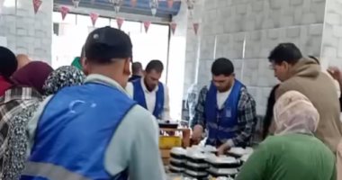 30 ألف وجبة ومائدة رمضانية بحضور 1500 صائم ضمن حياة كريمة بكفر الشيخ.. فيديو