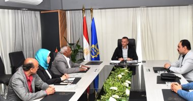 محافظ أسوان: مشاركة أعضاء برلمان الطفل بجلسة المجلس التنفيذى المقبل