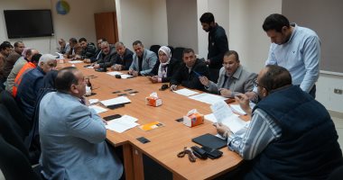 مياه سوهاج تجرى اختبارات تحريرية للعاملين المتقدمين لتسويه أوضاعهم الوظيفية