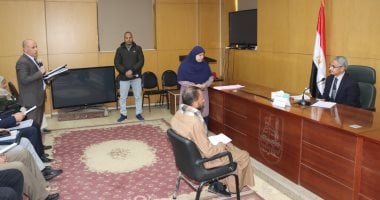 محافظ بنى سويف يعقد اللقاء المفتوح ويناقش مطالب أهالي في 4 قرى 