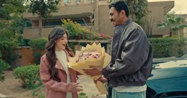 مسلسل فخر الدلتا الحلقة 23.. فخر يُهدى تارا بوكيه ورد ويطلب منها مقابلة والدها