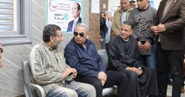 محافظ الإسماعيلية يتفقد مركز طب الأسرة بقرية نفيشة