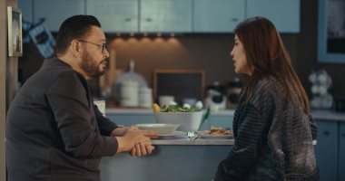 الحلقة التاسعة من «اللون الأزرق».. غيرة وصراع فى العمل.. مشاجرة بين أحمد رزق والمهندس وليد.. محاولة عمل تقلق «آمنة» ومكالمة غامضة بينها وبين أحمد بدير.. خلاف جديد بين جومانا مراد وأحمد رزق