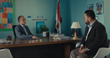 أحمد رزق يسعى لعودة حمزة إلى المدرسة في الحلقة التاسعة من اللون الأزرق