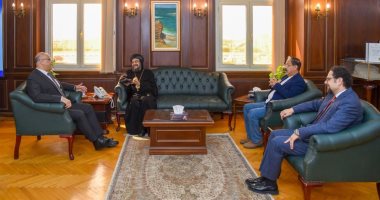 محافظ الإسكندرية يستقبل وفد الكنيسة القبطية الأرثوذكسية