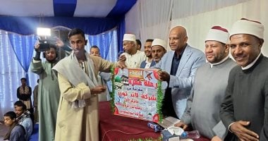 محافظ أسوان يوجه رؤساء المراكز والمدن لحضور احتفالات تكريم حفظة القرآن