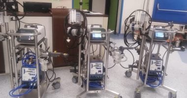 أجهزة الأيكمو بطب قصر العينى