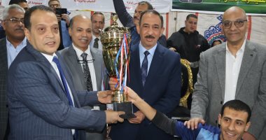 محافظ سوهاج يشهد فعاليات ختام الدورة الرمضانية بمركز الشباب 