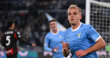 لاتسيو يُسقط ميلان ويقرب الإنتر من لقب الدوري الإيطالي.. فيديو