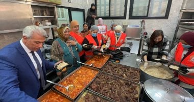 مطبخ المصرية.. توزع أكثر من 11 ألف وجبة إفطار للأسر الأكثر احتياجا خلال رمضان فى بورسعيد