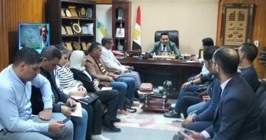 وكيل صحة سوهاج يبحث خطة التأمين الطبي فى عيد الفطر المبارك