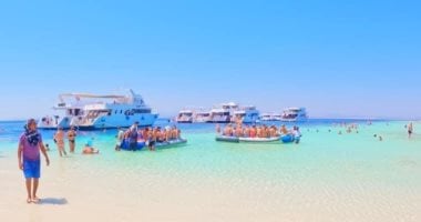 جزيرة سيال.. أيقونة السحر والجمال في البحر الأحمر