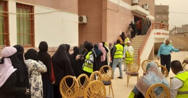 كساء 3800 طفل فى مبادرة "فرحة العيد فرحتنا" بسوهاج