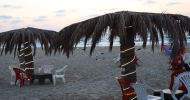 أهالى الشيخ زويد يقضون عيد الفطر على شواطئ المدينة الهادئة.. صور