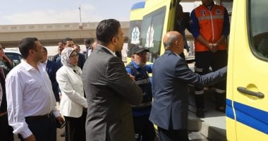 محافظ السويس يتفقد مركز طب أسرة الأربعين ويزور نقطة إسعاف مبارك بحى فيصل