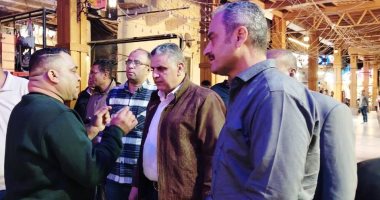 نائب محافظ أسوان يتفقد السوق السياحى القديم