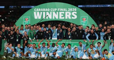 مانشستر سيتي يتوج بكأس الرابطة بعد فوز مثيرة على آرسنال