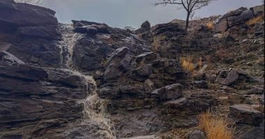 أجواء ربيعية ماطرة تنعش الباحة فى السعودية وتعزز حضورها كوجهة سياحية