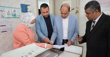 محافظ المنيا يتابع انتظام العمل بالوحدة الصحية بقرية “طهنشا” 