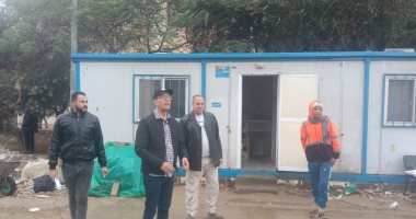 رئيس جامعة بنها يتفقد المنشآت الجامعية وإزالة آثار مياه الأمطار.. صور