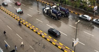 المرور: أمطار خفيفة الى متوسطة على الطرق.. وحركة السيارات تسير بانتظام