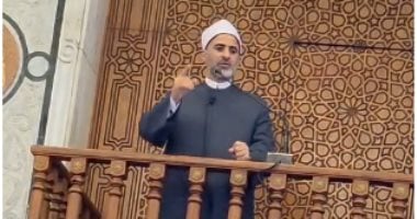  الدكتور السيد عبد البارى خطيب عيد الفطر فى مسجد المشير بالتجمع الخامس