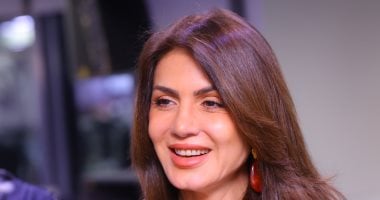 نجلاء بدر: مسلسل اللون الأزرق فتح عينى على عالم كامل