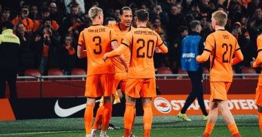 تعادل هولندا ضد النرويج وإنجلترا ضد أوروجواي في الشوط الأول