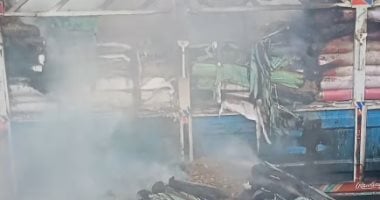 السيطرة على حريق اشتعل بسيارة نقل في طريق كرداسة