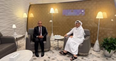 د. بدر عبد العاطي وزير الخارجية والشيخ محمد بن عبد الرحمن آل ثاني وزير خارجية قطر