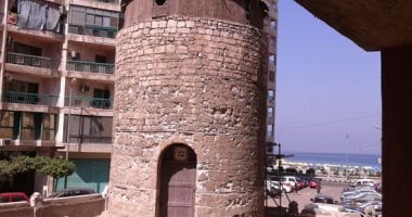 طاحونة المندرة بالإسكندرية.. حكاية معلم سياحي شهير ظهر بالسينما المصرية