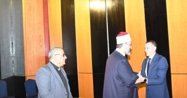 محافظ أسوان: الإعلام شريك فى صناعة السلام المجتمعى.. صور