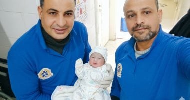 ولادة ناجحة داخل سيارة إسعاف على يد مسعف وسائق بالشرقية فجرا وسط الأمطار