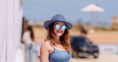 بإطلالة لافتة .. هيدى كرم تتصدر محركات البحث بعد سفرها إلى روما