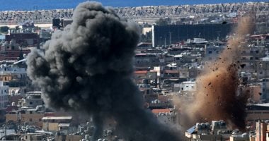 الغارات الجوية تجبر خُمس سكان لبنان على الفرار خارج منازلهم من بينهم 350 ألف طفل.. أنقذوا الأطفال: الوضع الإنسانى يقترب من نقطة الانهيار.. والأمم المتحدة الإنسانى: 2 مليون جنيه إسترلينى لدعم النازحين