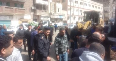 حملة مفاجئة لإزالة الإشغالات بحي غرب المنصورة فى الدقهلية