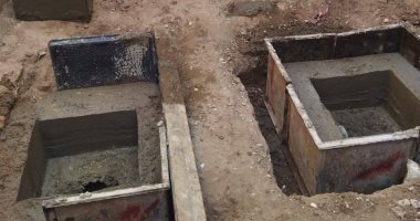 توصيل الغرف المنزلية للصرف الصحى بقرية ترعة ناصر جنوب إسنا.. صور