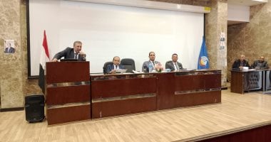 استعدادات مكثفة لإجراء إمتحانات البرمجة والذكاء الإصطناعى بمدارس البحيرة